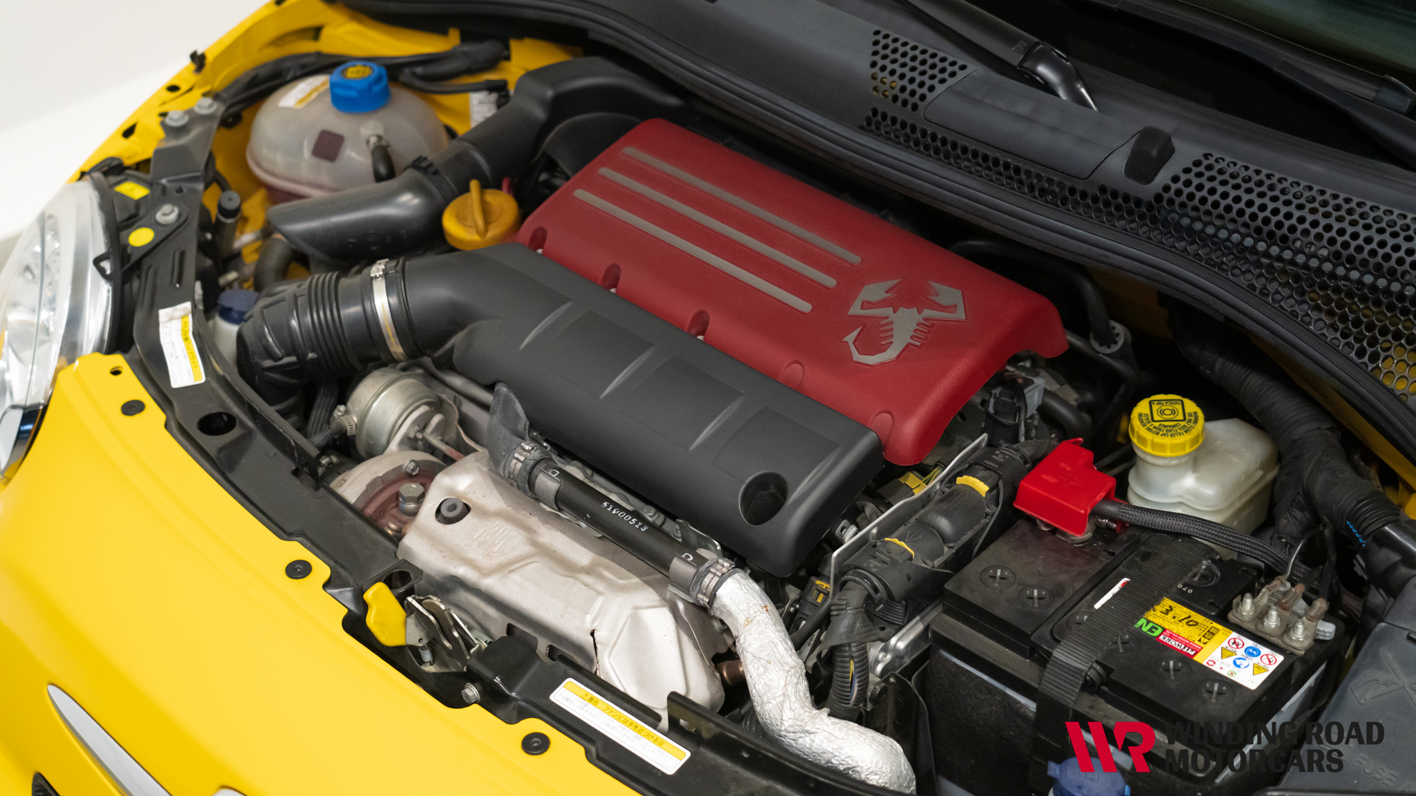 2011 Fiat Abarth 695 Tributo Ferrari 35