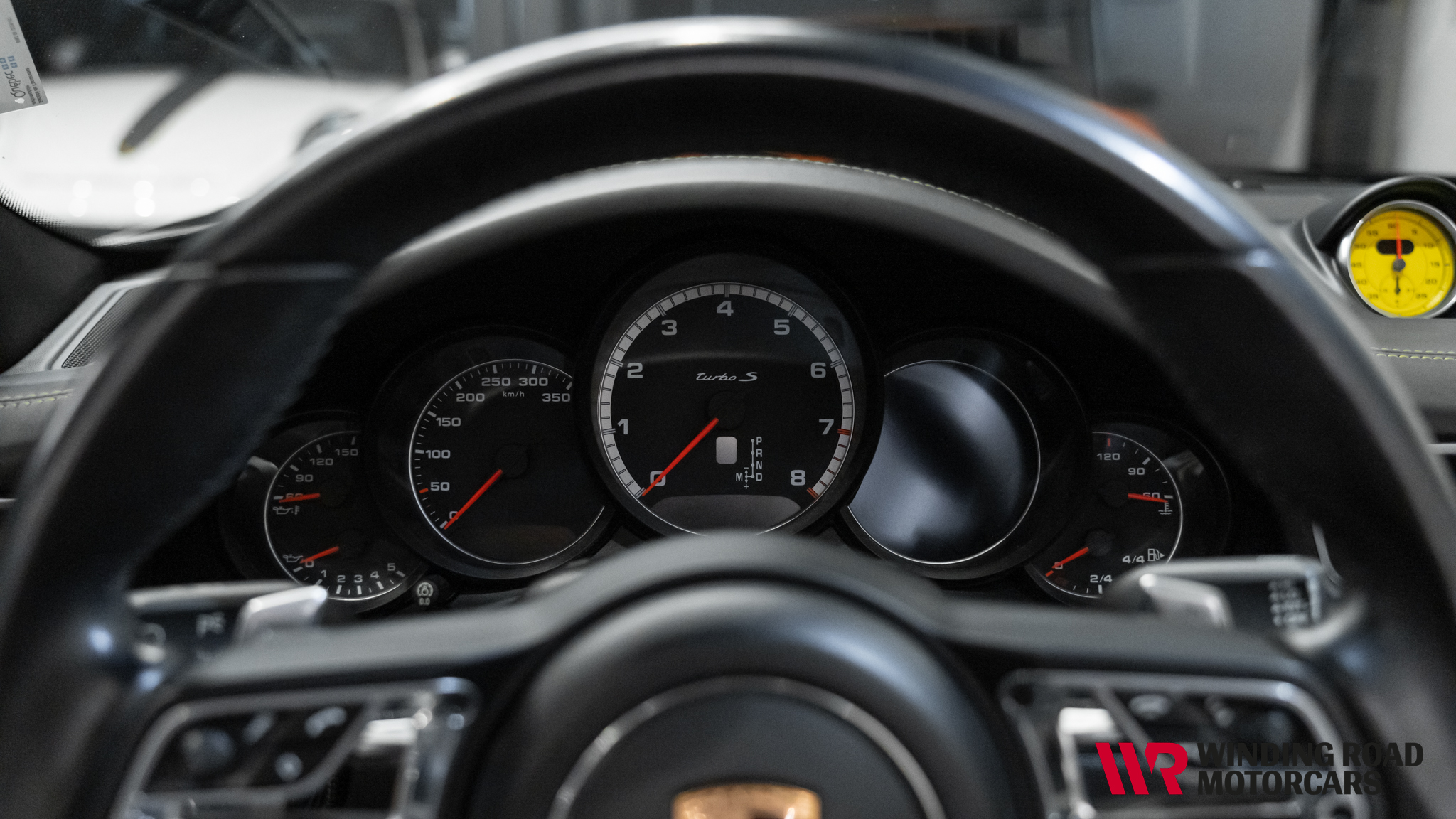 2017 Porsche 911 Turbo S 34