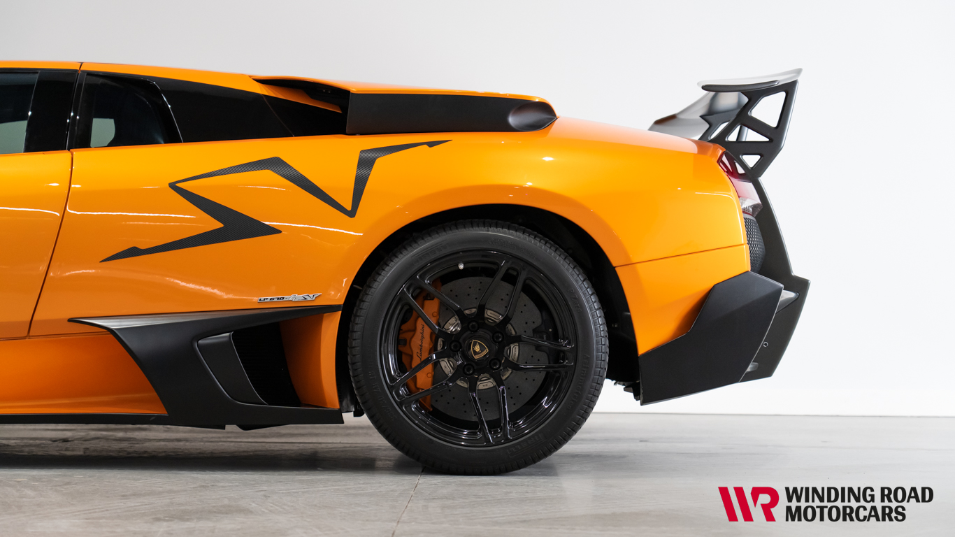 Lamborghini Murcielago LP670-4 5