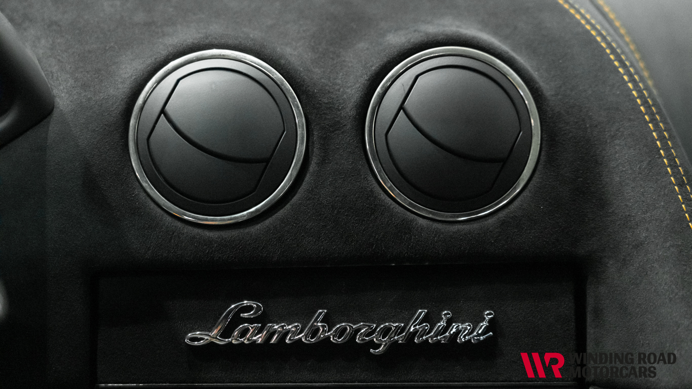 Lamborghini Murcielago LP670-4 43