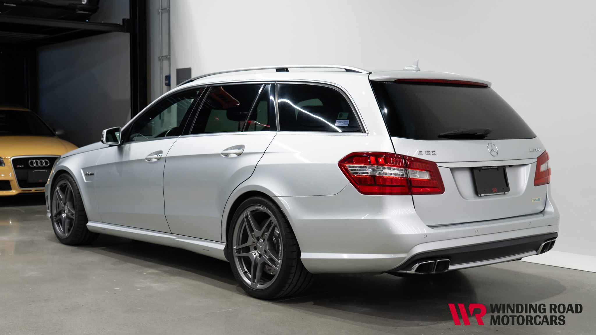 2011 Mercedes-Benz E63 Wagon 16
