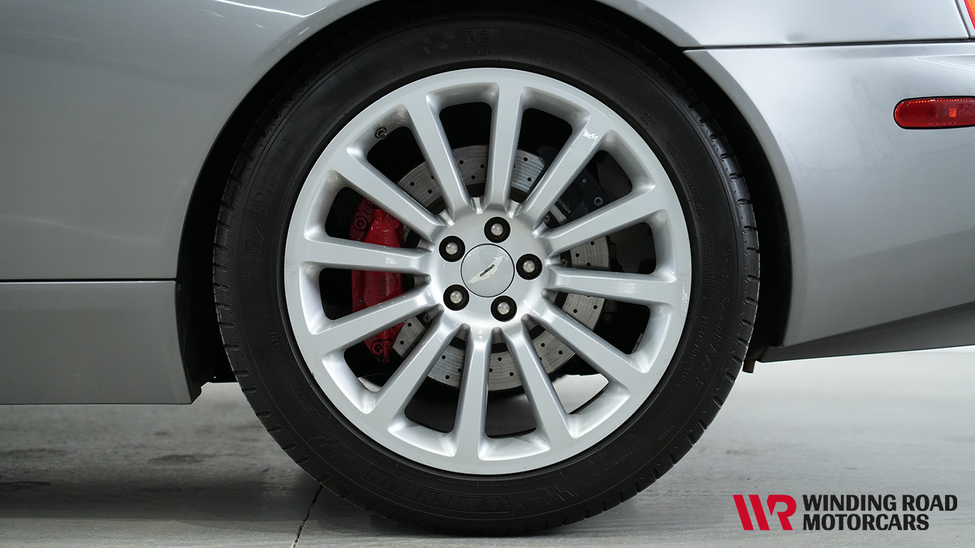 2002 Aston Martin Vanquish 5