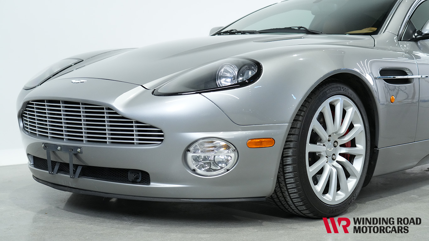 2002 Aston Martin Vanquish 7