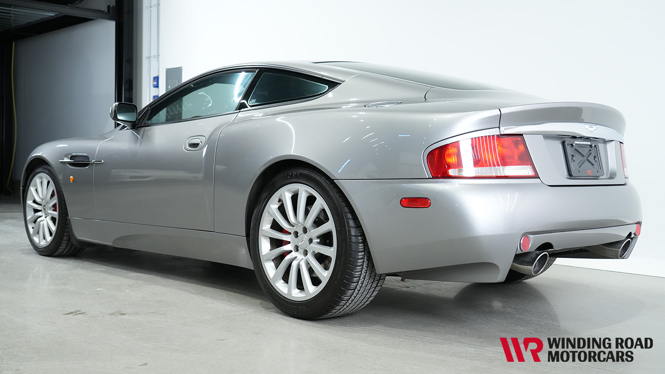 2002 Aston Martin Vanquish 18