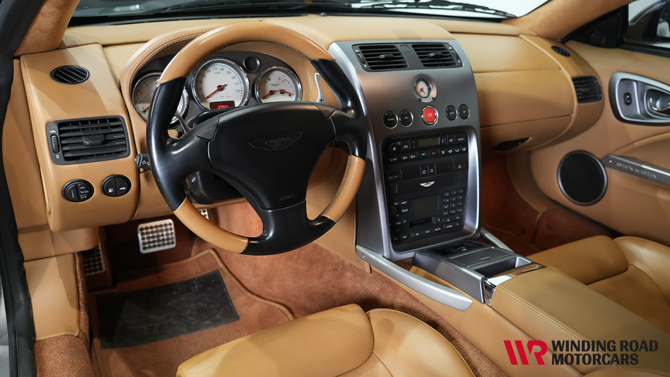 2002 Aston Martin Vanquish 24