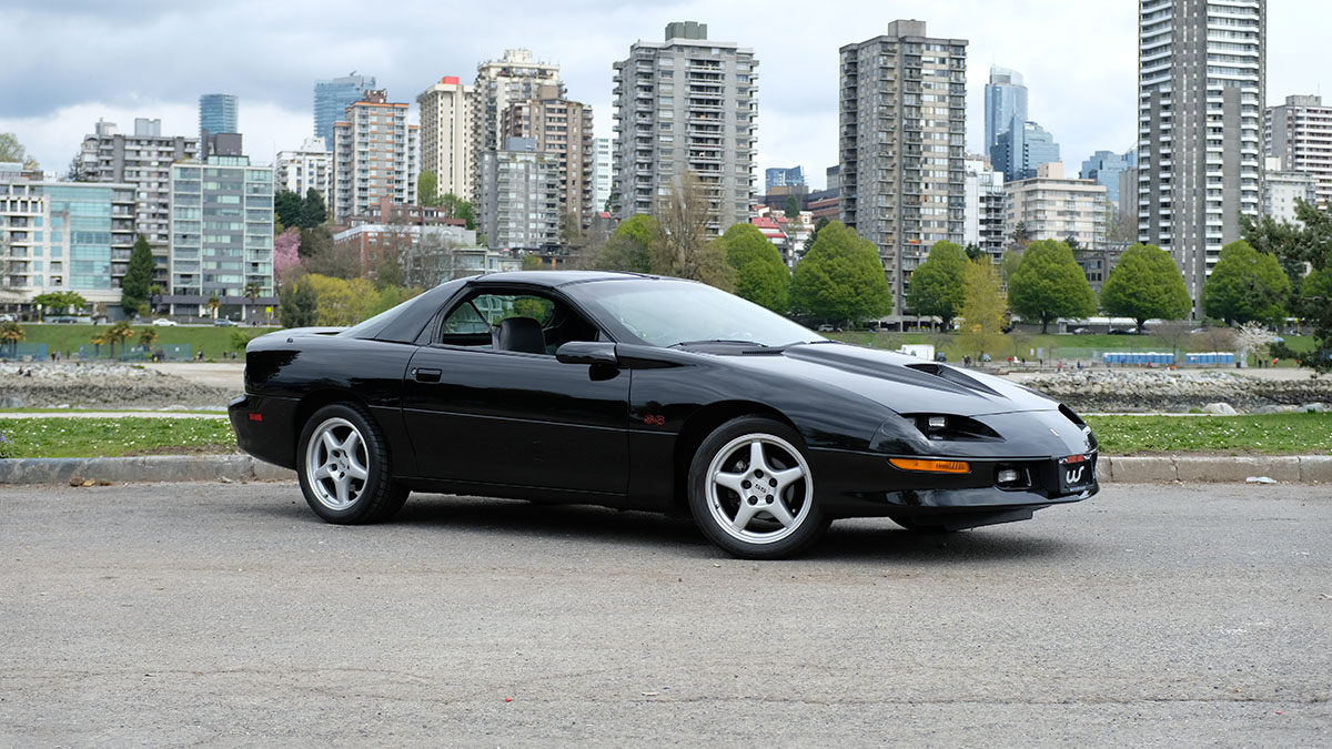 1997 Chevrolet Camaro SS 23