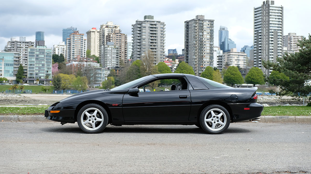 1997 Chevrolet Camaro SS 25
