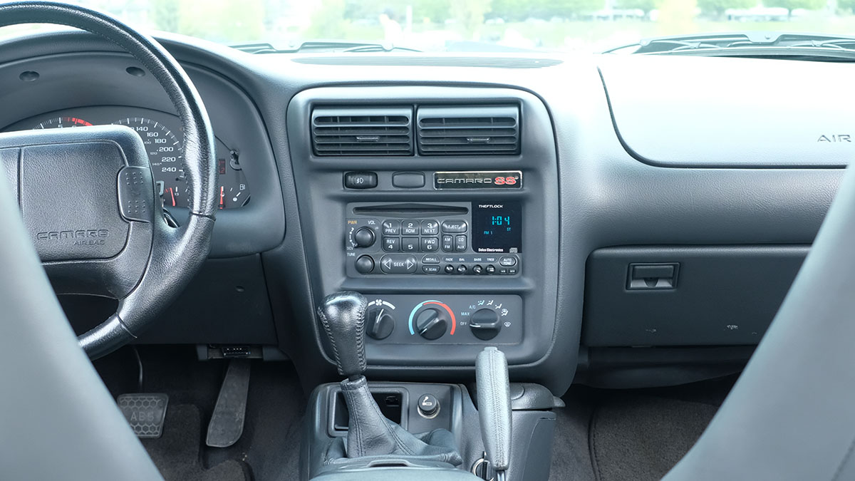 1997 Chevrolet Camaro SS 26
