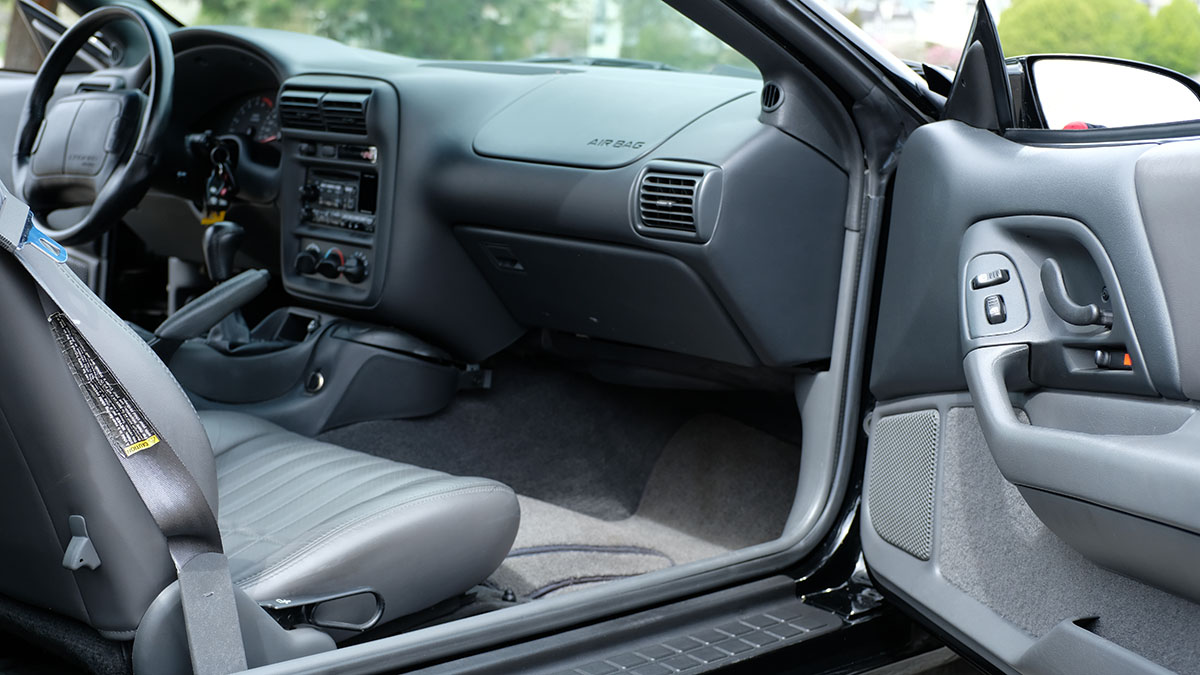 1997 Chevrolet Camaro SS 37