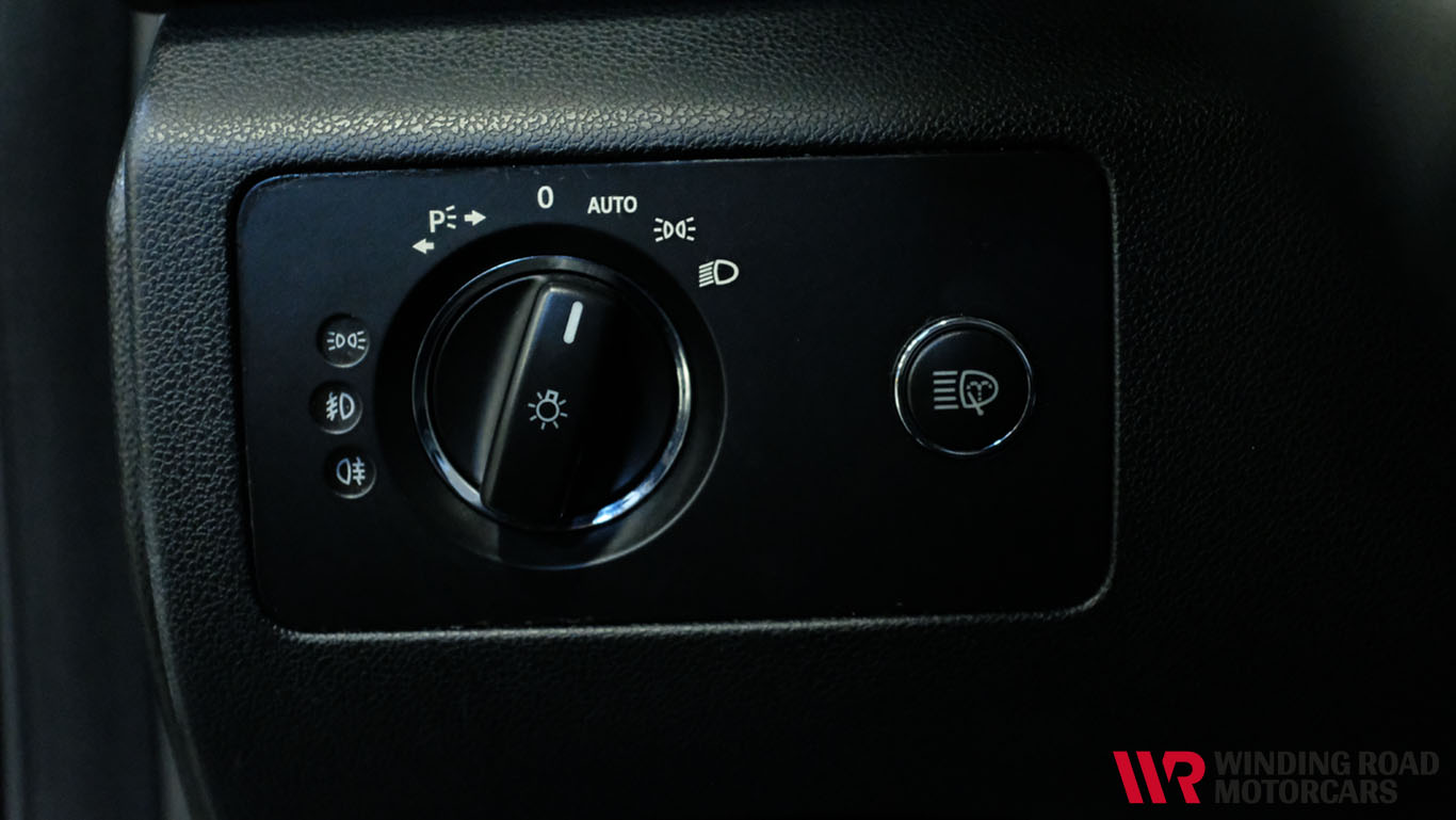 2007 Mercedes-Benz R63 SWB 28