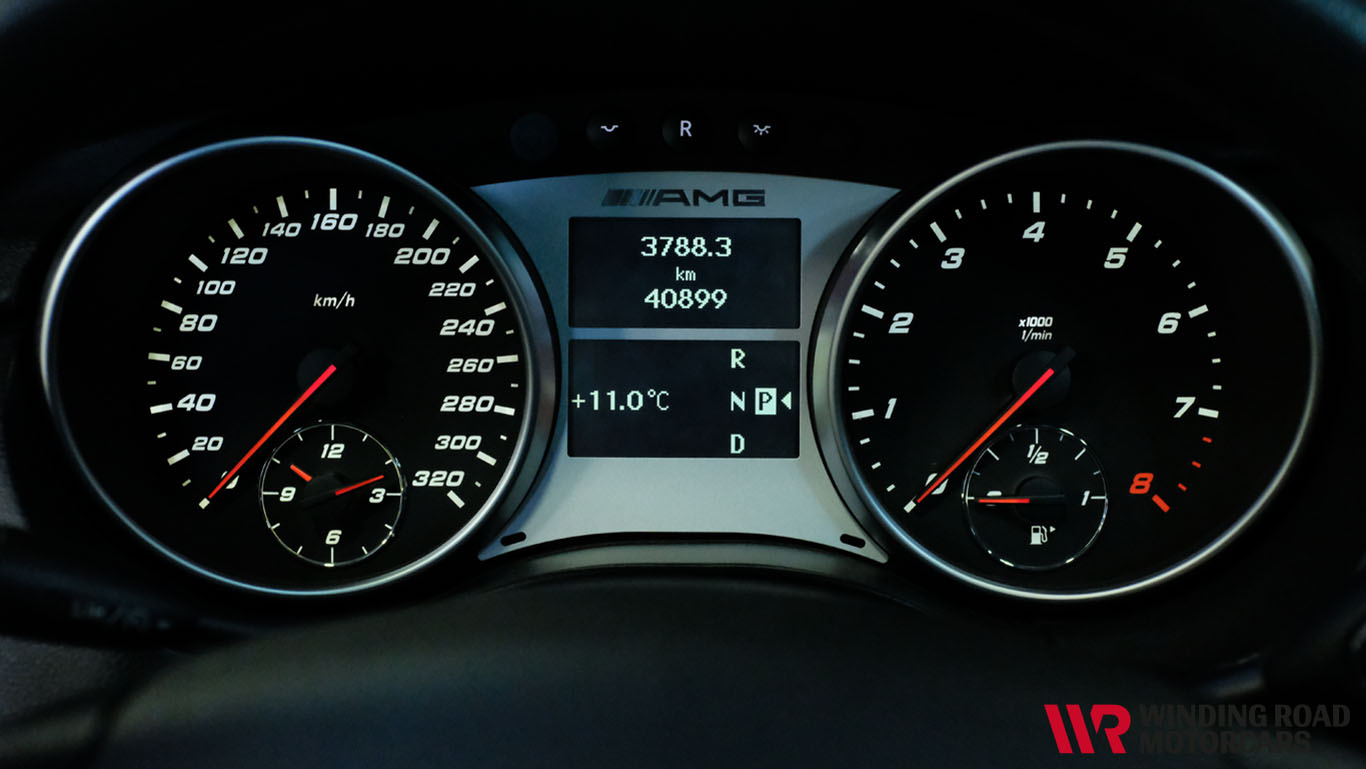 2007 Mercedes-Benz R63 SWB 29