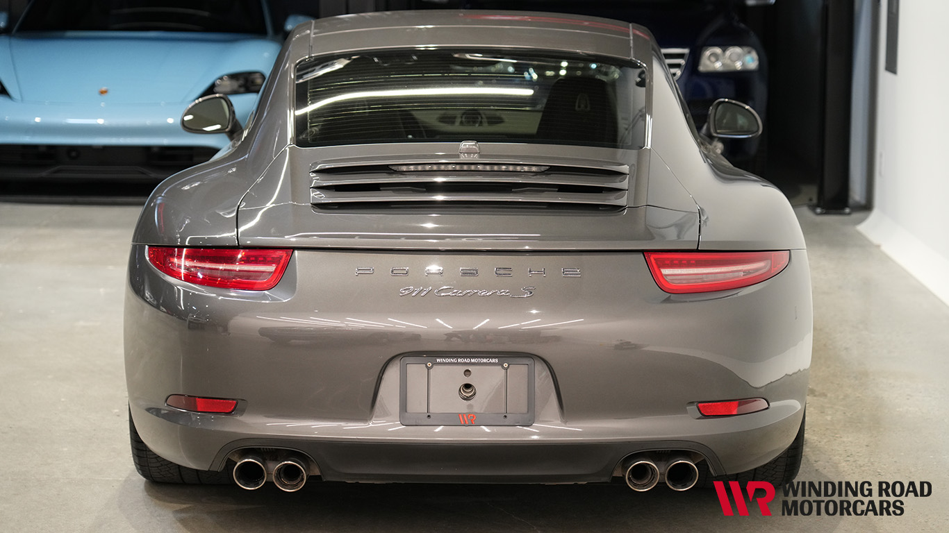 2012 Porsche 911 Carrera S 11