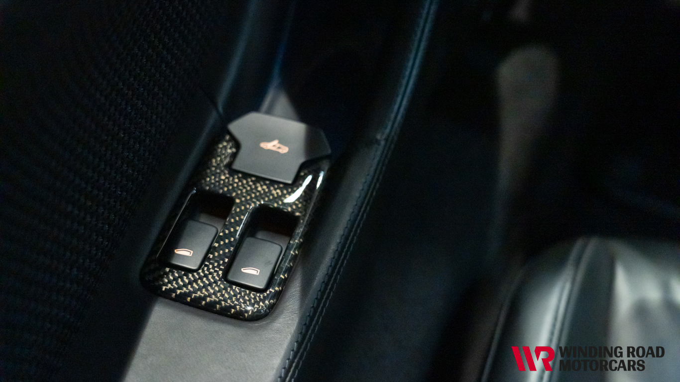 2012 McLaren MP4-12C 28