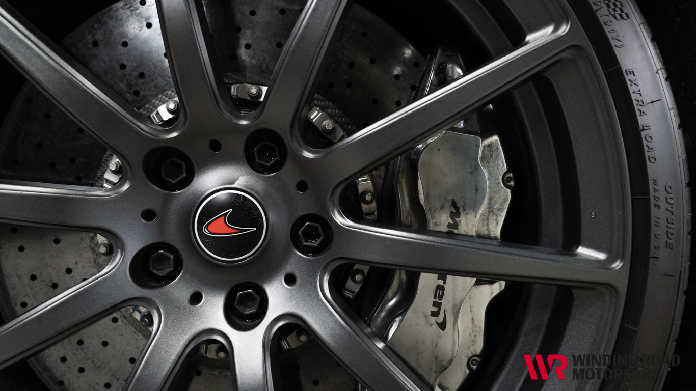 2012 McLaren MP4-12C 33