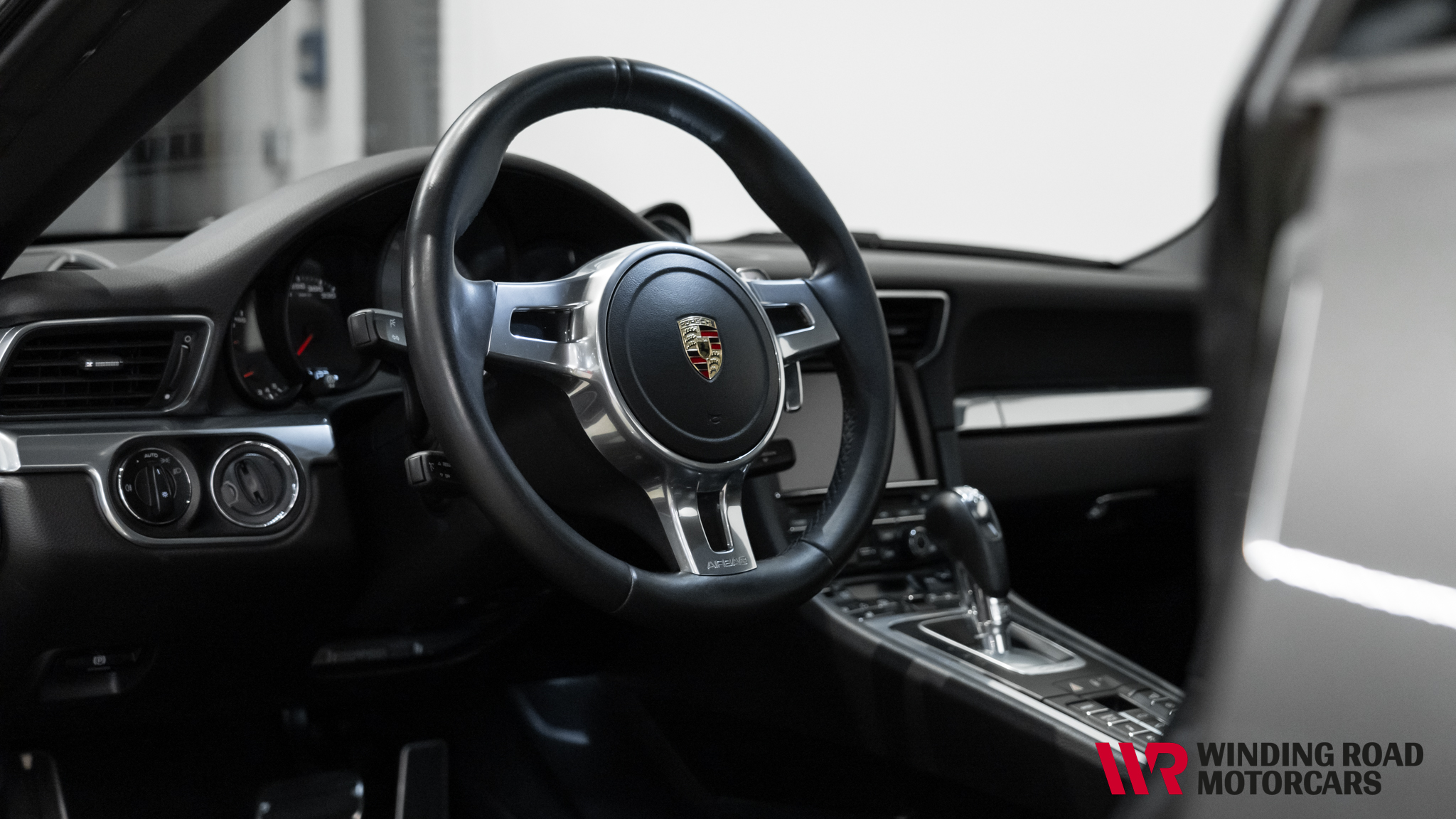 2012 Porsche 911 Carrera S 25