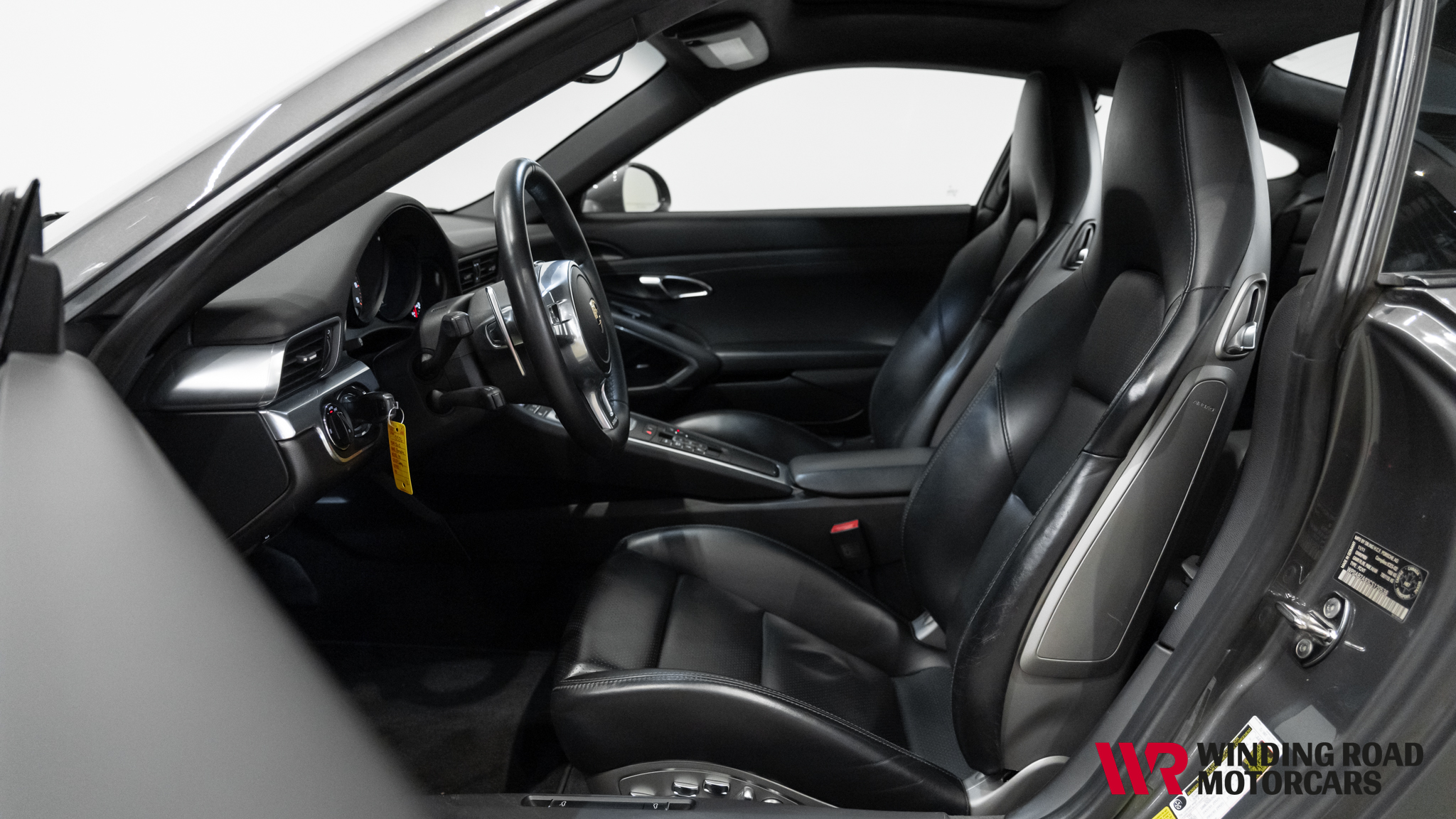 2012 Porsche 911 Carrera S 28
