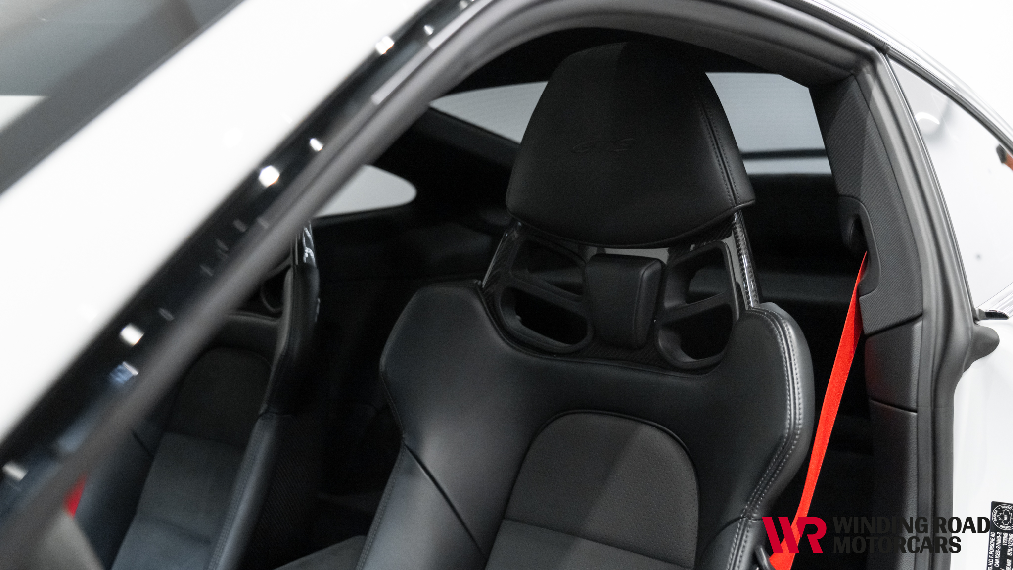 2021 Porsche 911 Carrera 4 GTS 32