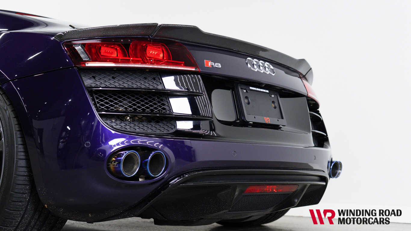 2010 Audi R8 V10 11