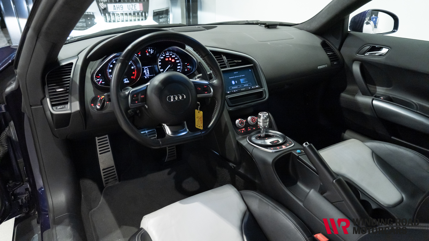 2010 Audi R8 V10 40