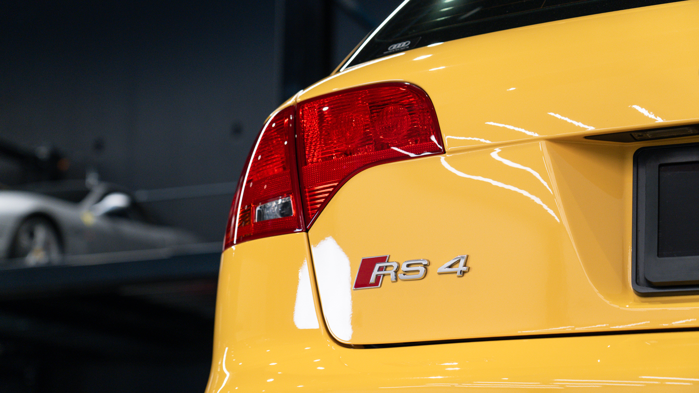 2008 Audi RS4 Avant 30
