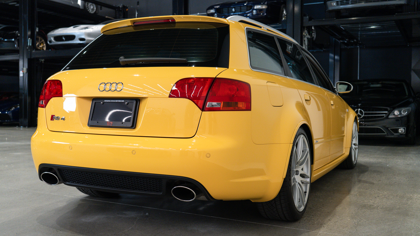 2008 Audi RS4 Avant 32